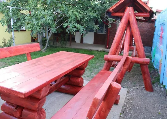 Πανσιόν Yellow House *